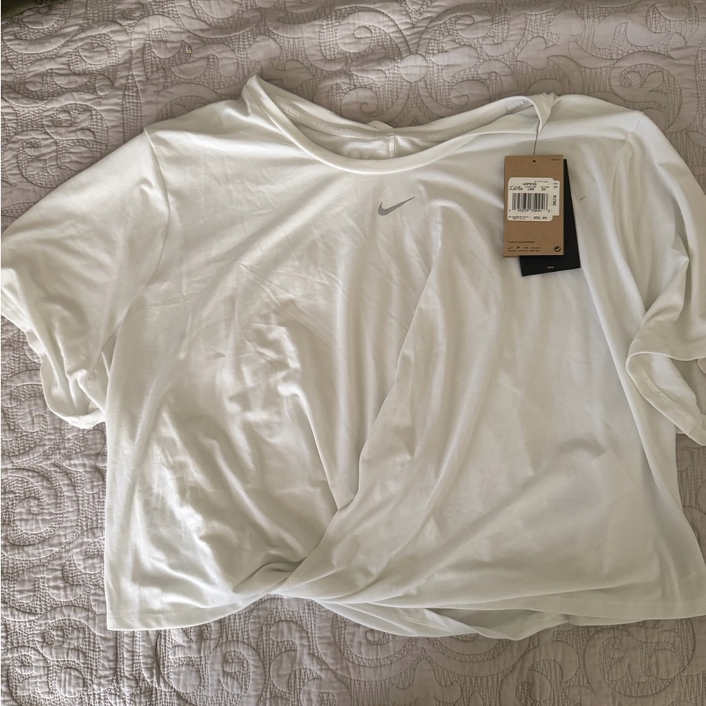 Nike Women's Classic White Short Sleeve Tee